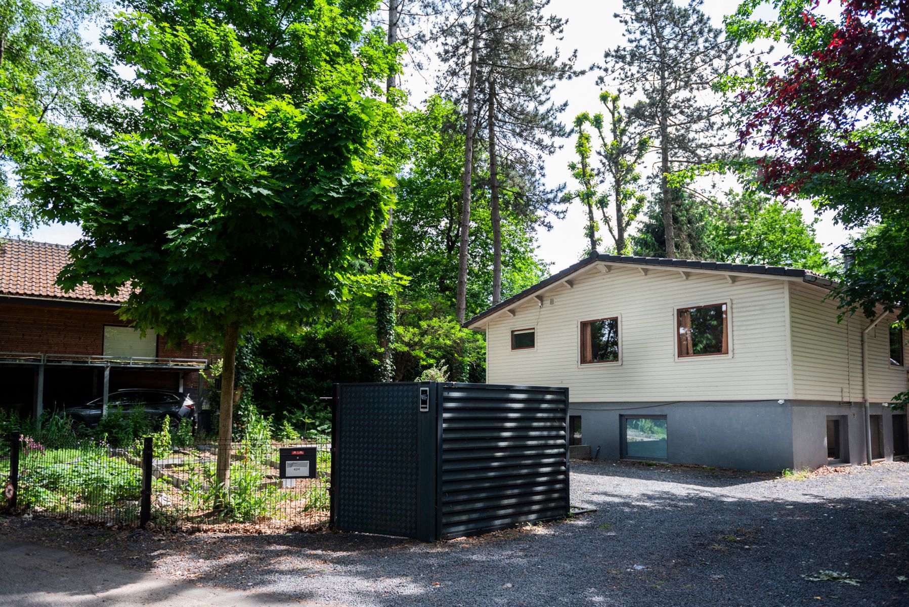 Wonen in het groen: chalet op dubbel perceel in Waasmunster foto 2