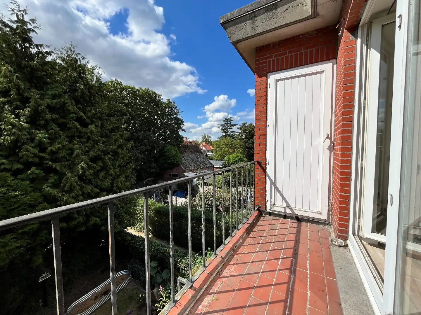 Instapklaar 2-slpk appartement nabij centrum Brasschaat foto 10