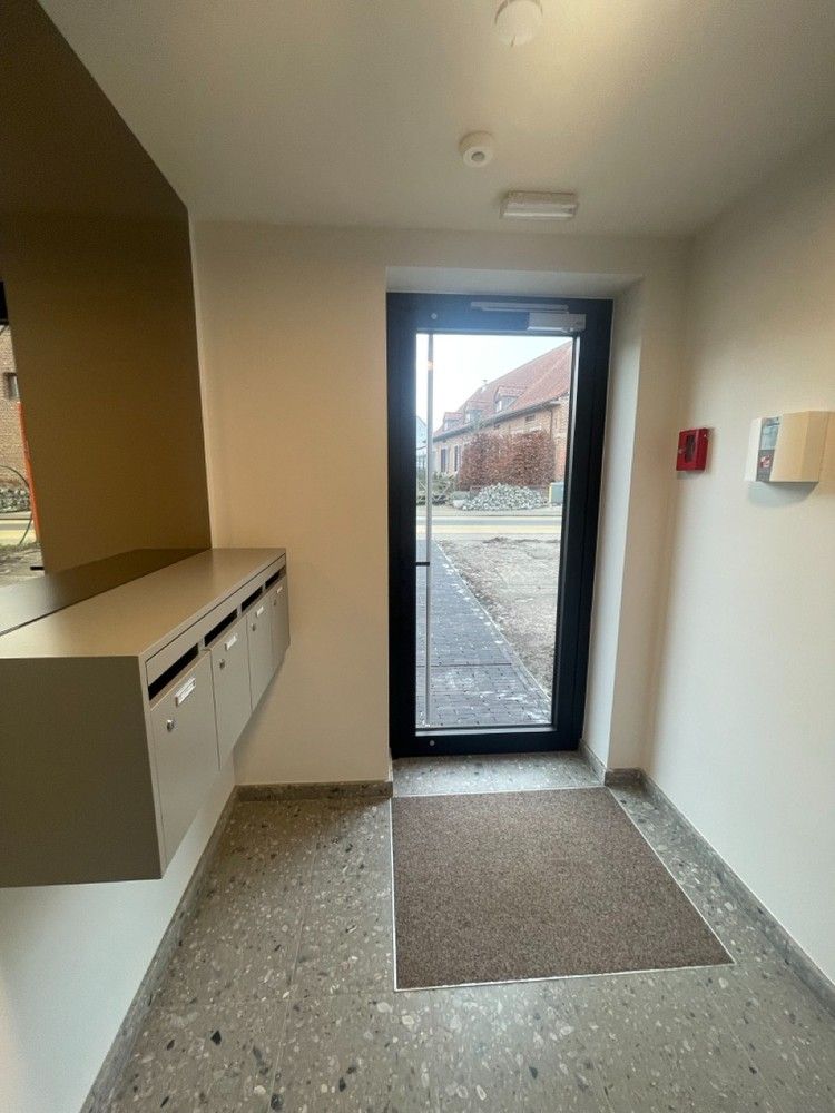 Nieuwbouw appartement met twee slaapkamers, terras, berging en staanplaats foto 38