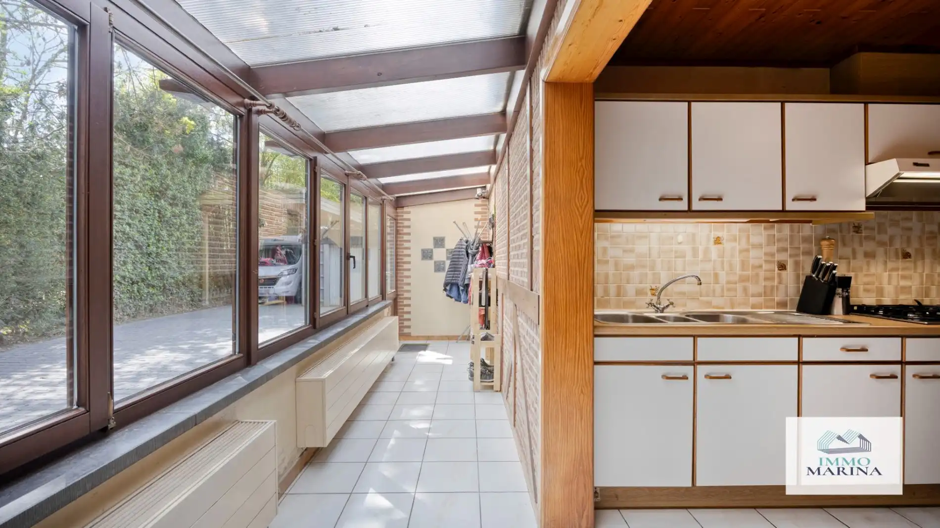 Ruime woning met zuid tuin, carport te Booischot. foto 11