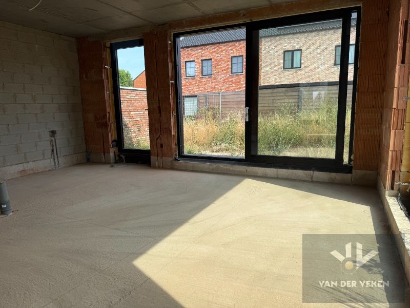 Rustig en centraal gelegen half open BEN-woning met 3 slaapkamers. foto 8