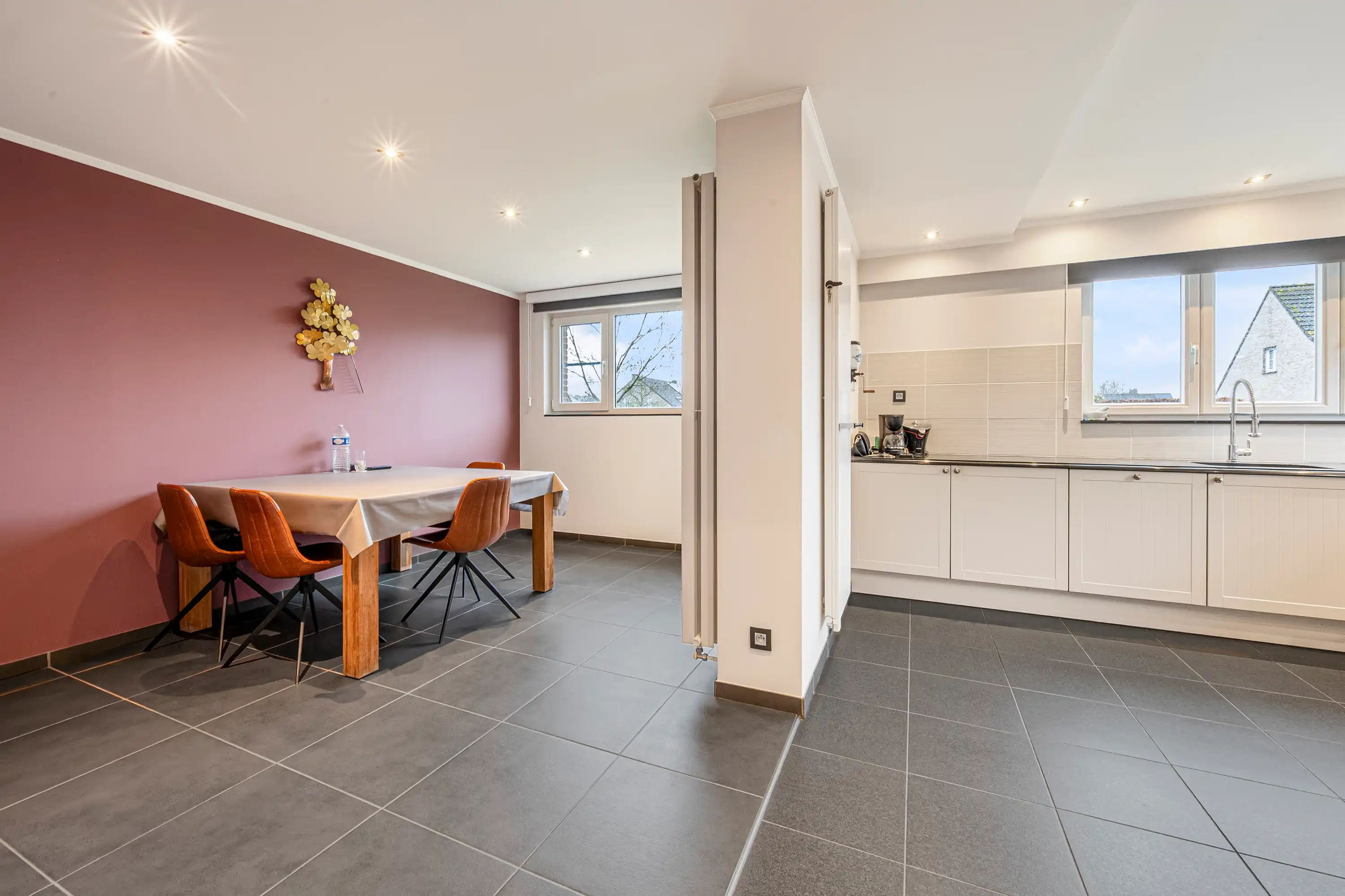 Instapklare gezinswoning op topligging! foto 7