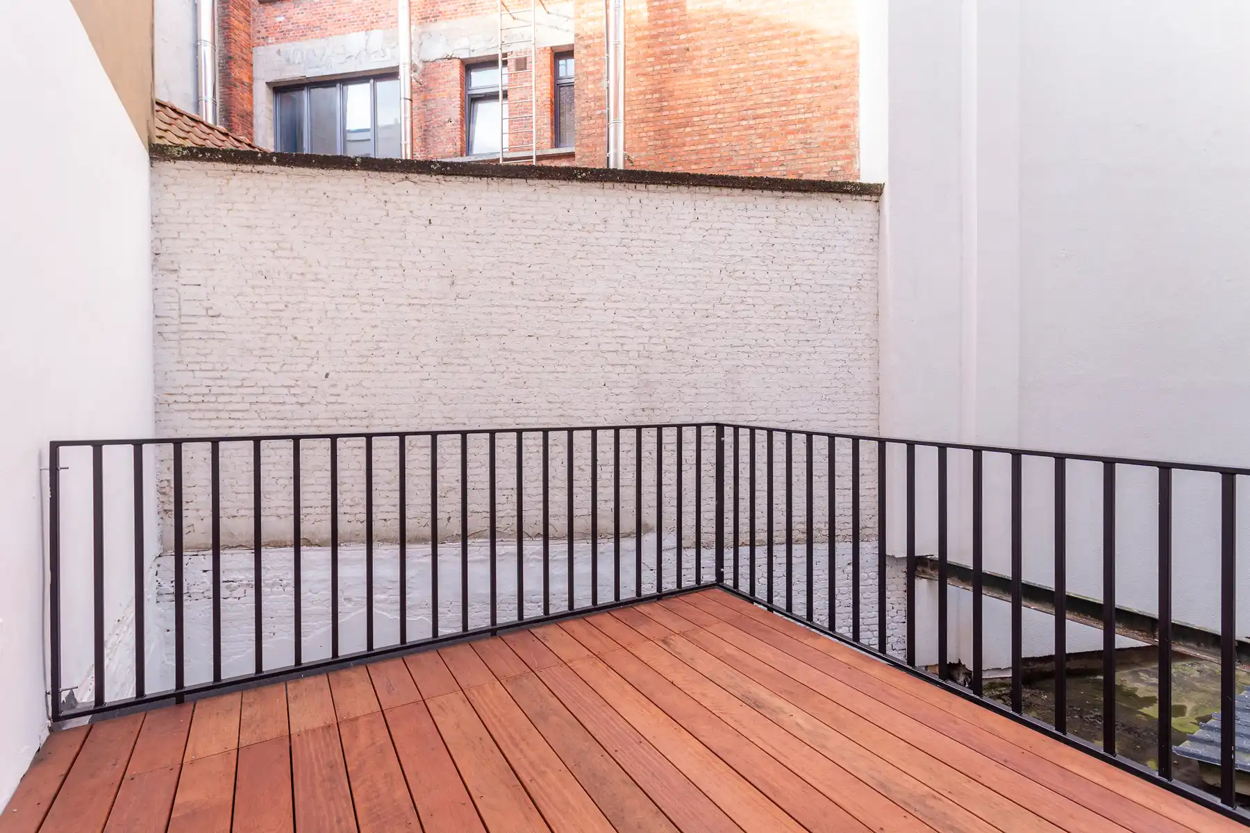 Gerenoveerde duplex met buitenruimte op het Zuid foto 9