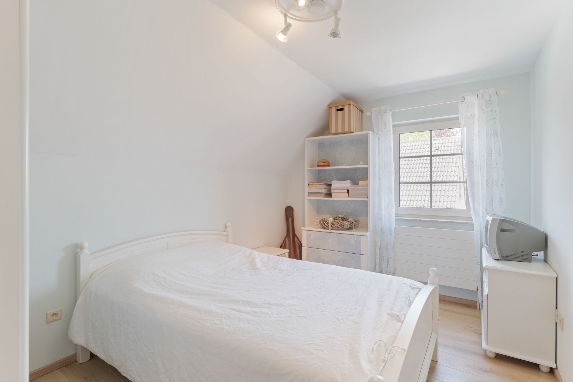 Charmante instapklare woning met 3 slaapkamers en zonnige tuin te Diepenbeek! foto 25