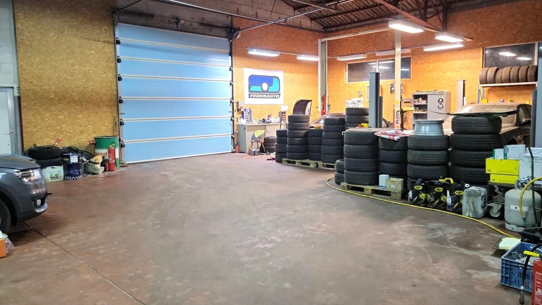 BOX 30m² of KMO UNIT 150m² weldra beschikbaar! foto 6