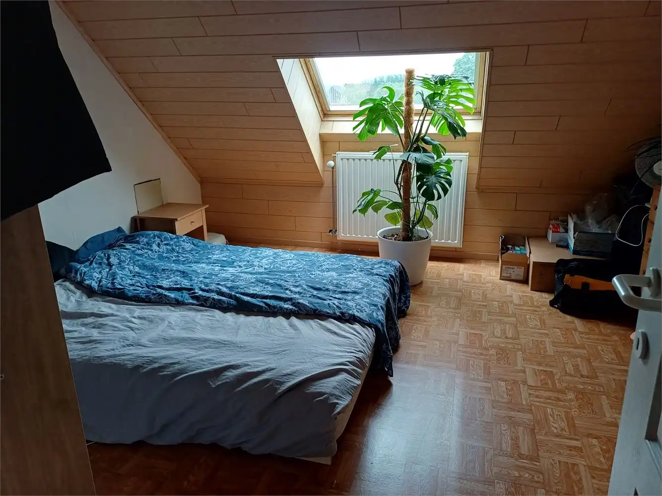 Handelsgelijkvloers met koer en bovengelegen appartement foto 28