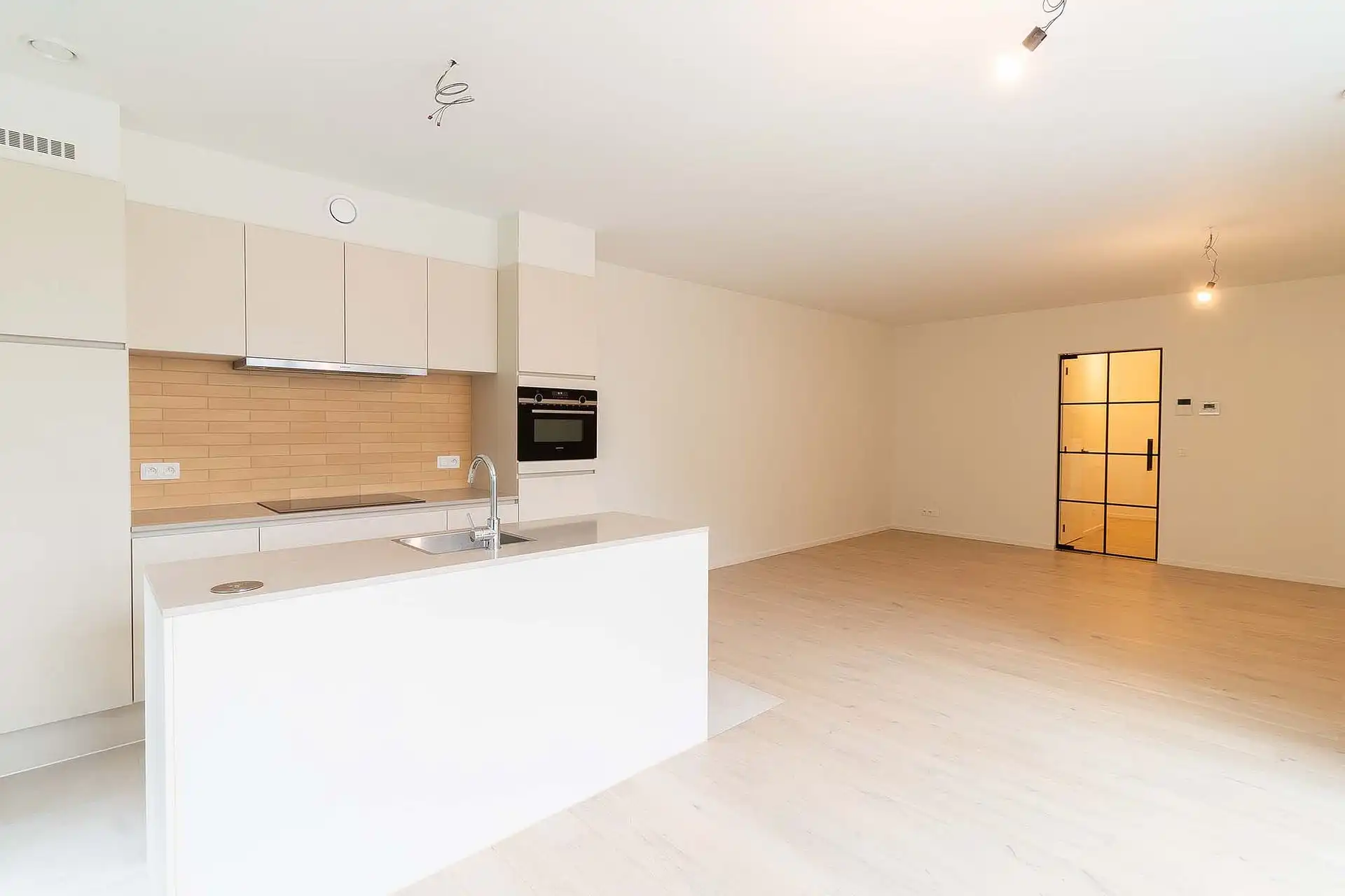 Nieuwbouw appartement met drie slaapkamers op toplocatie! foto 8
