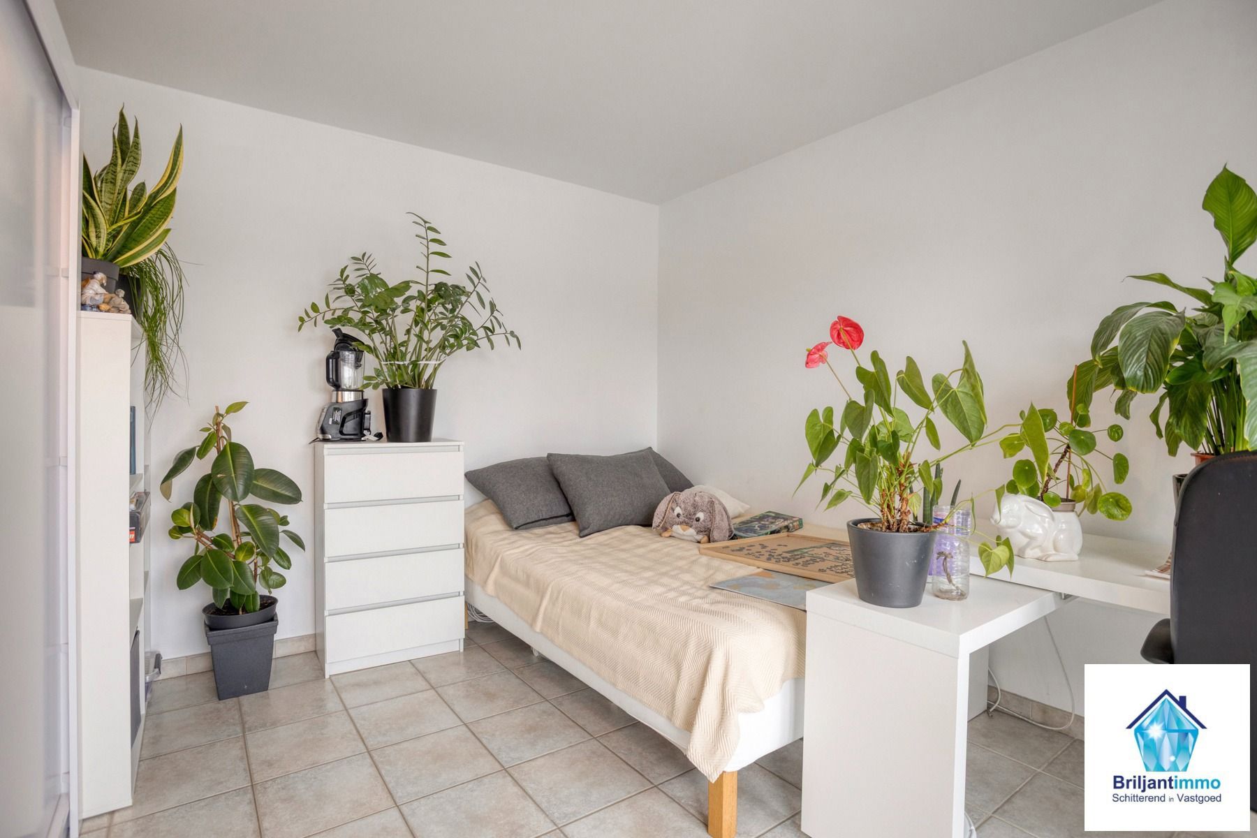 Licht, ruimte en rust in dit duplexapp met 2 slp en terras! foto 7