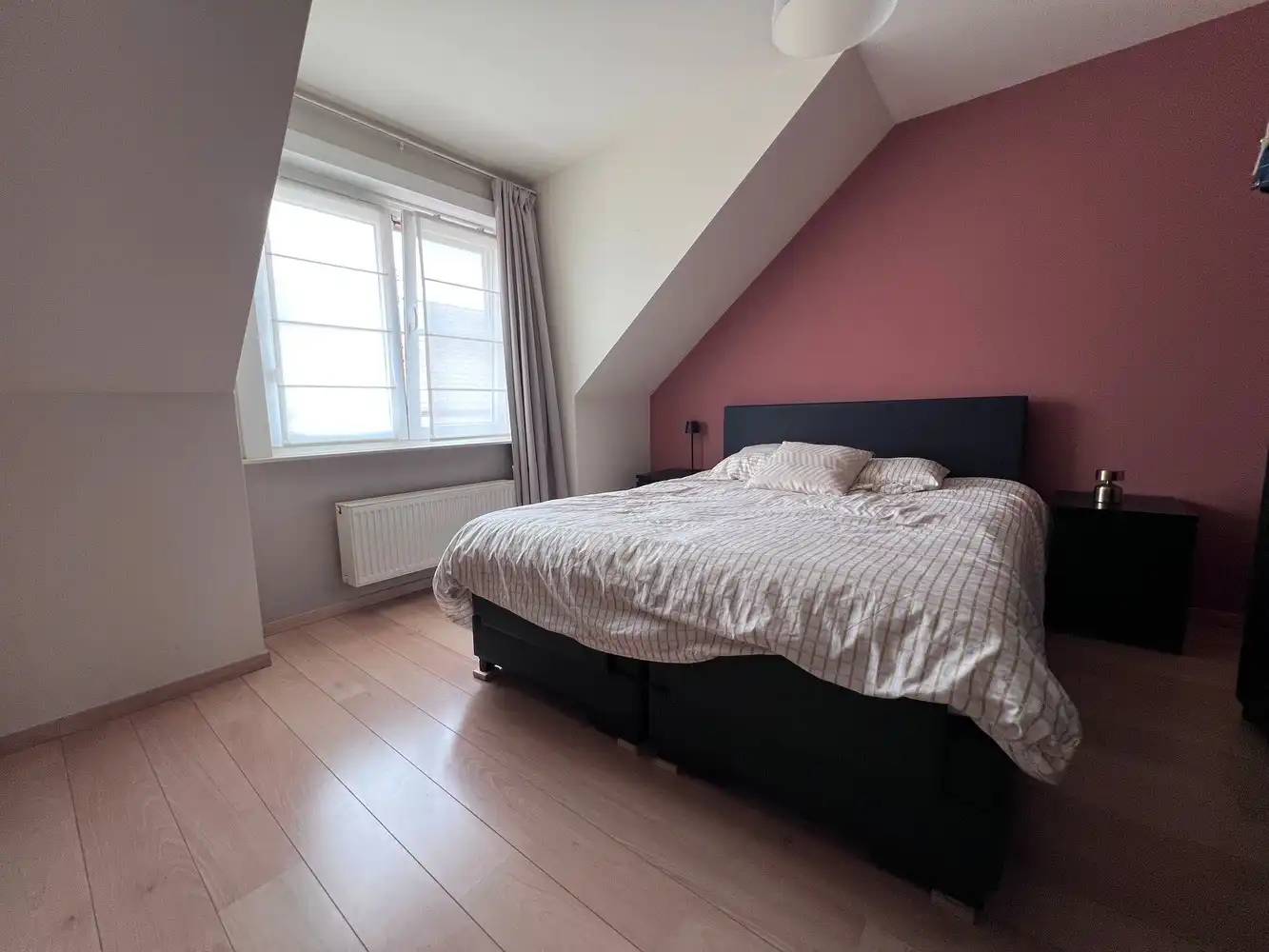 Instapklaar duplex appartement met 4 slaapkamers, 2 badkamers en carport foto 6
