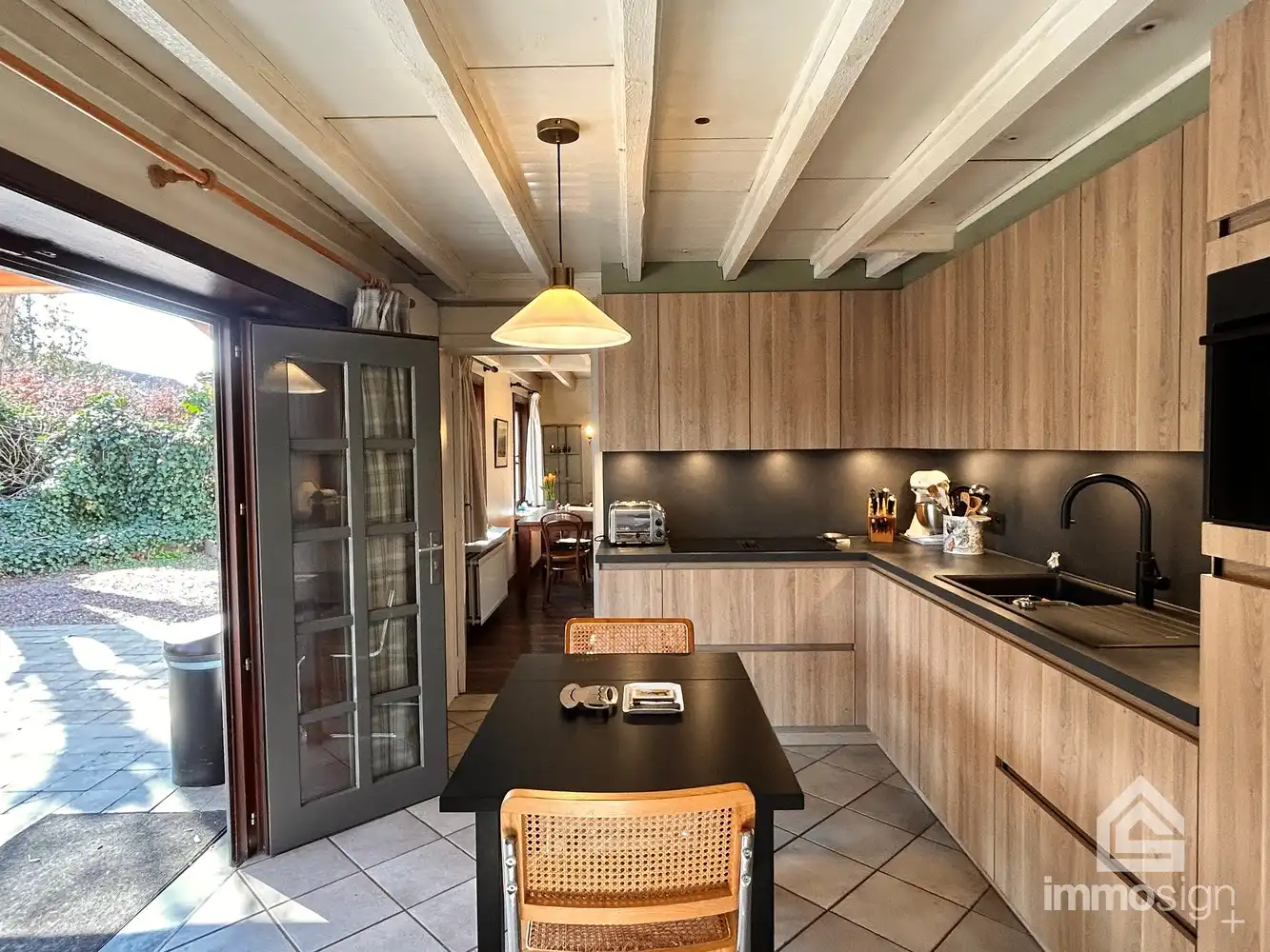 Landelijke gezinswoning in het groen met tal van troeven! foto 15