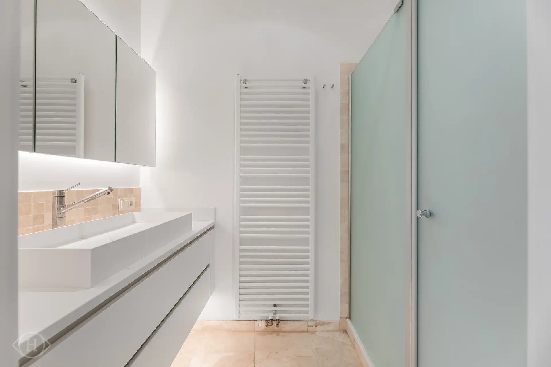Lichtrijk éénslaapkamerappartement hartje Leuven foto 14