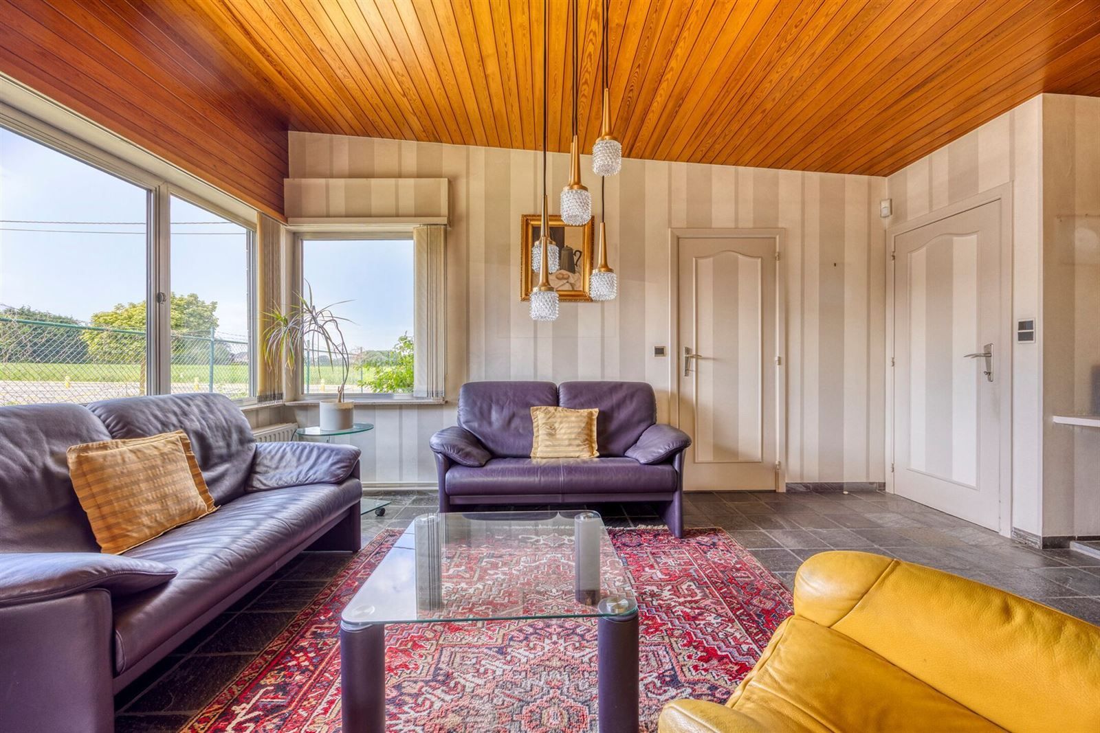 Ruime villa (bungalow) met 4 slaapkamers en atelier op terrein van 13a 22ca foto 9