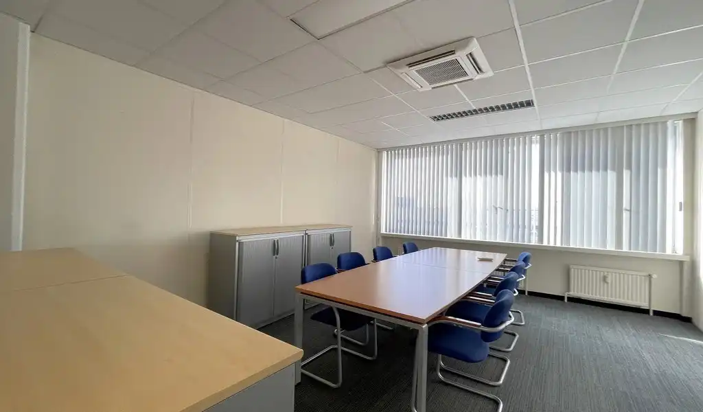 Kantoorruimte te huur in Maritime House foto 12