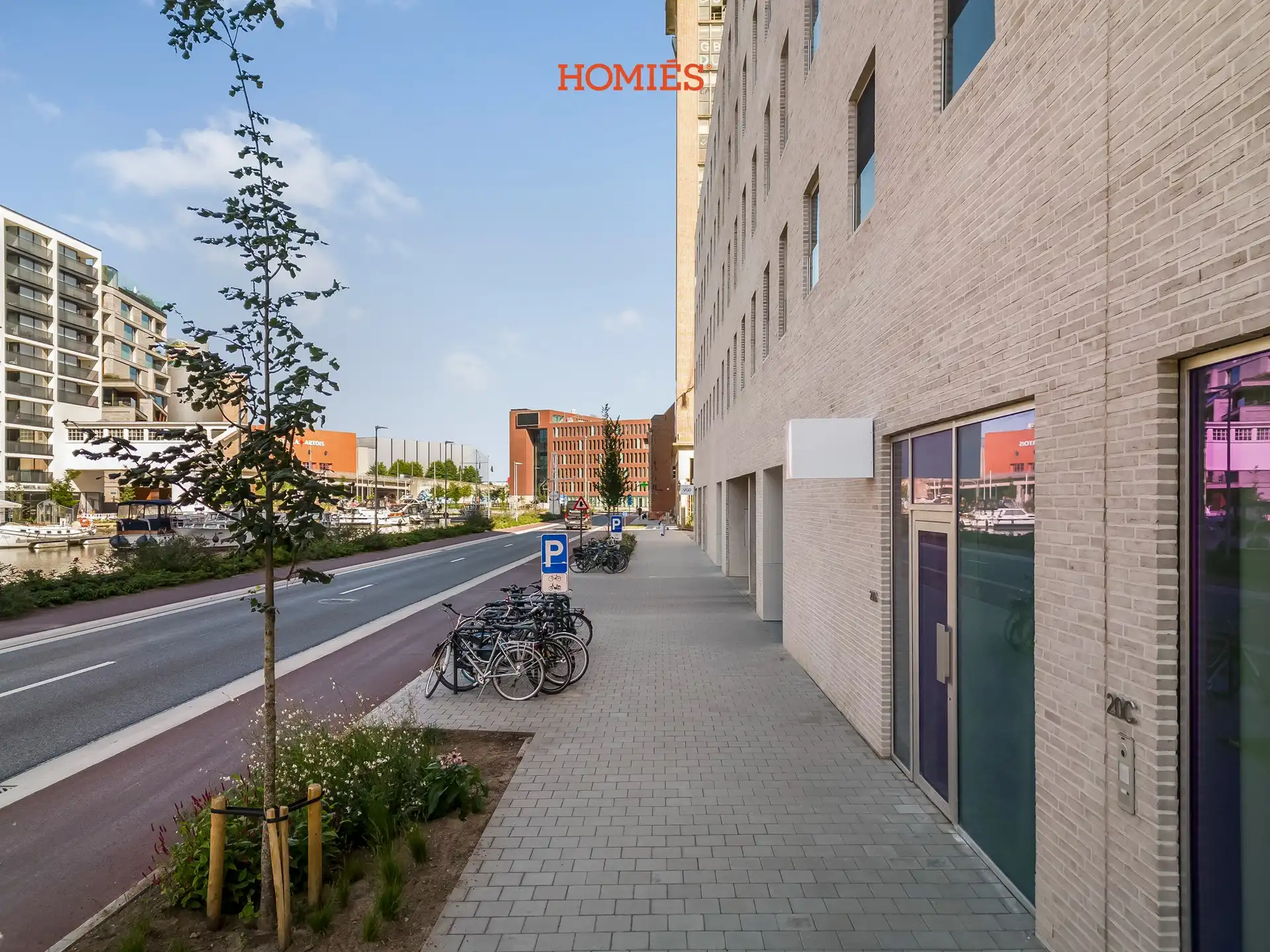 Ruim handelspand aan de Leuvense Vaartkom foto 7