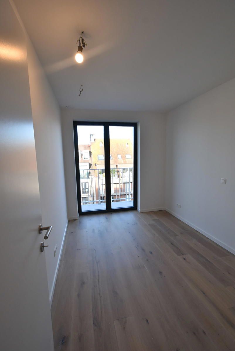 Appartement te huur foto 13