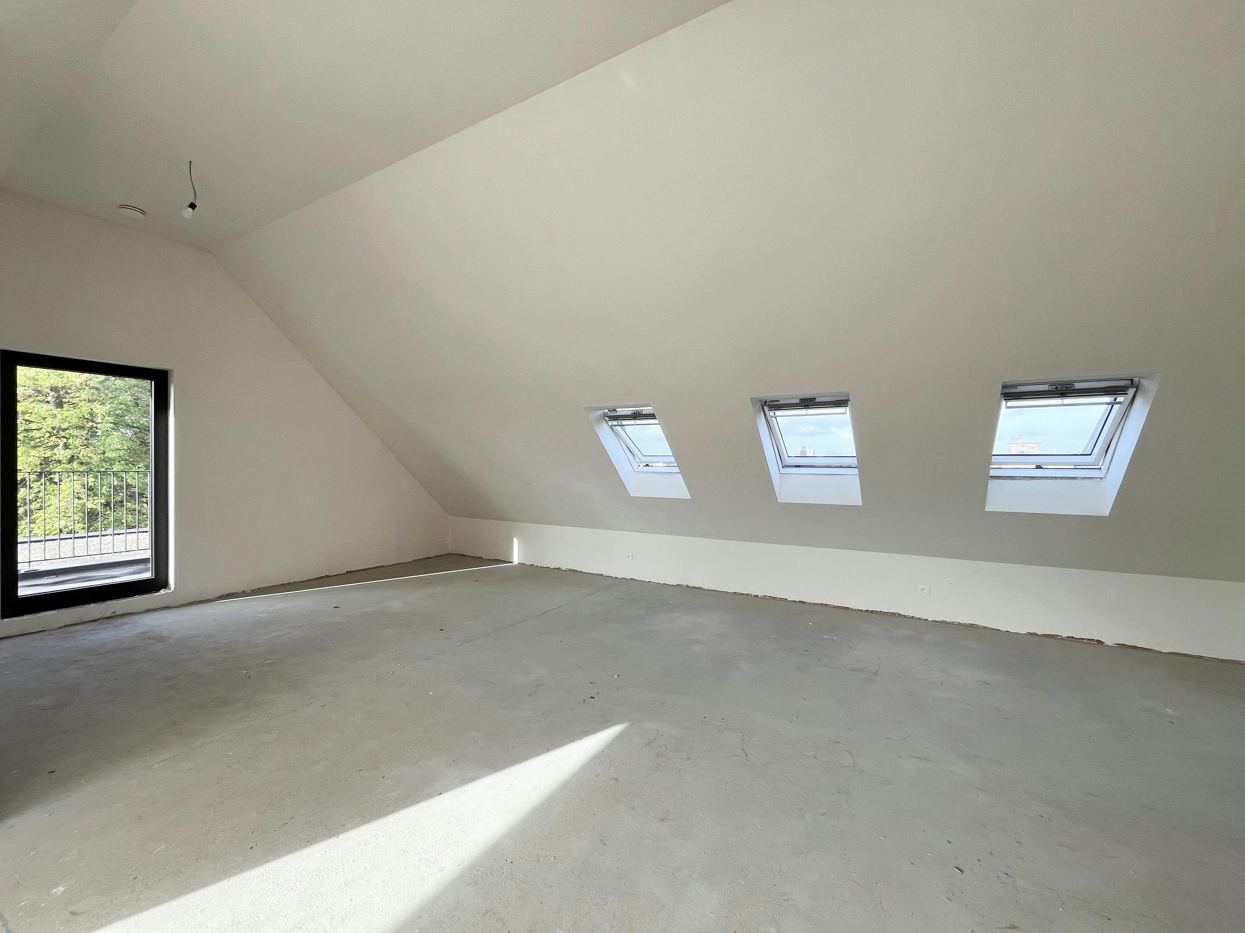 Riant penthouse te koop in het hartje van Hoogstraten  foto 11
