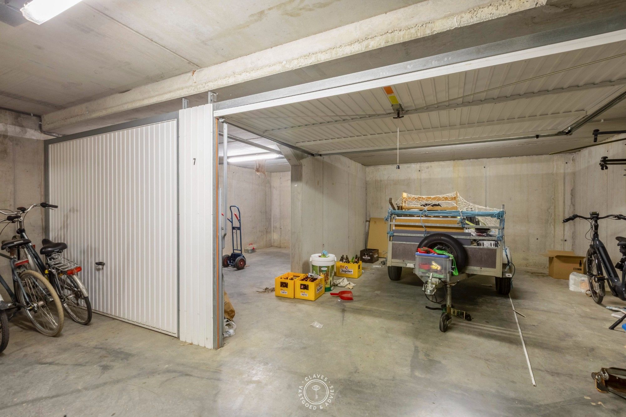 Ruim gelijkvloers appartement met tuin foto 17