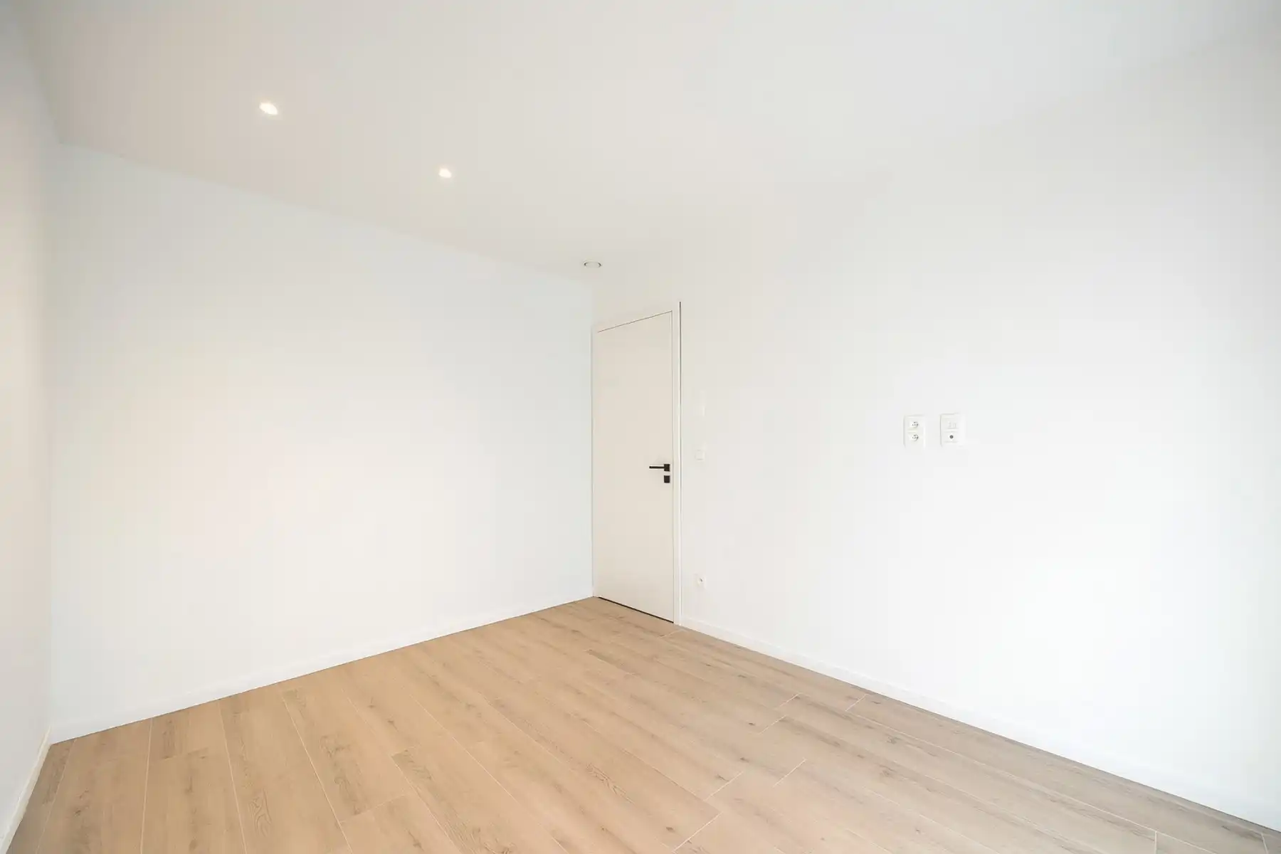 Nieuwbouw appartement in centrum Stabroek foto 12