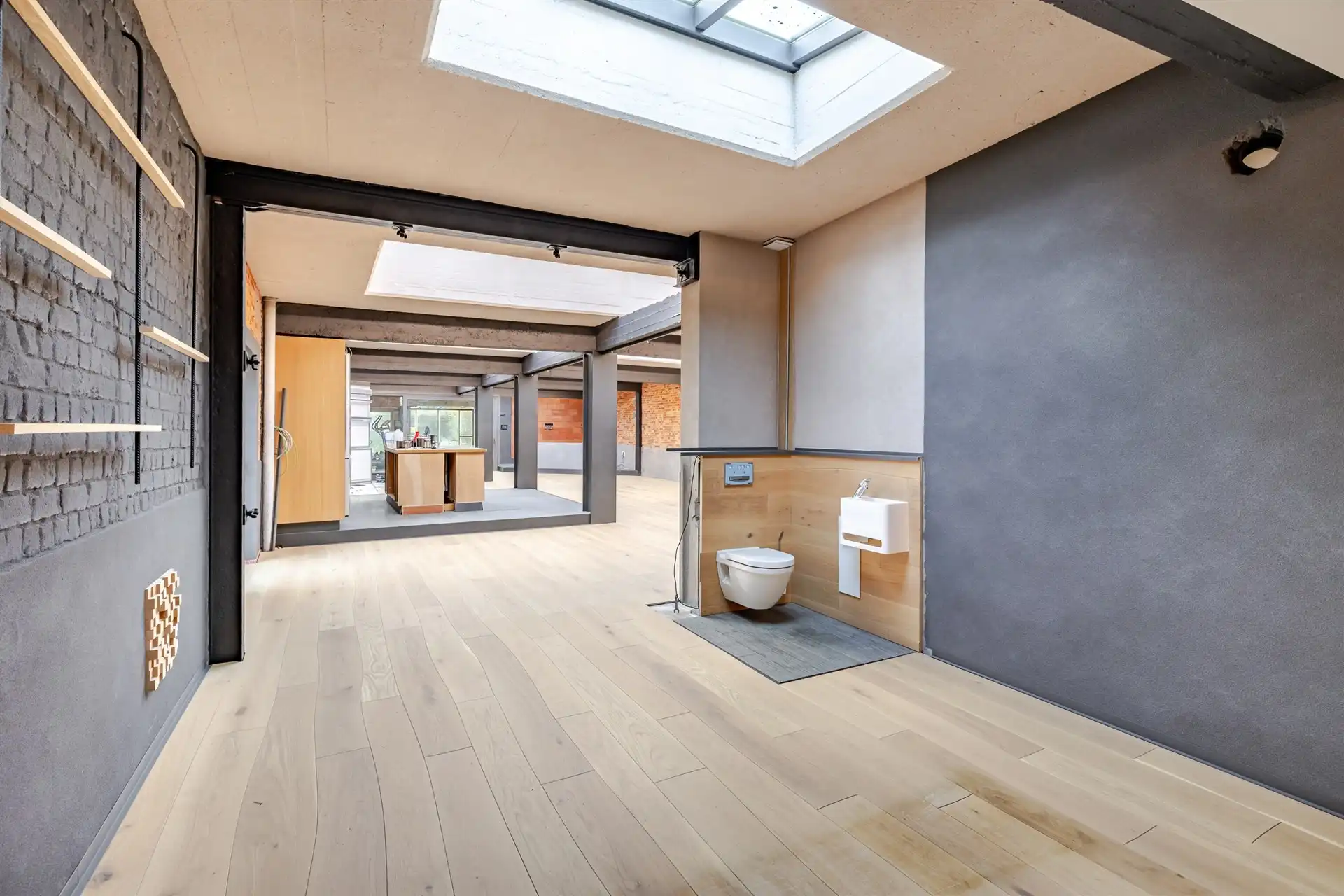 Unieke loft (290m²) met atelier, studio, tuin én magazijn (200m²) foto 8