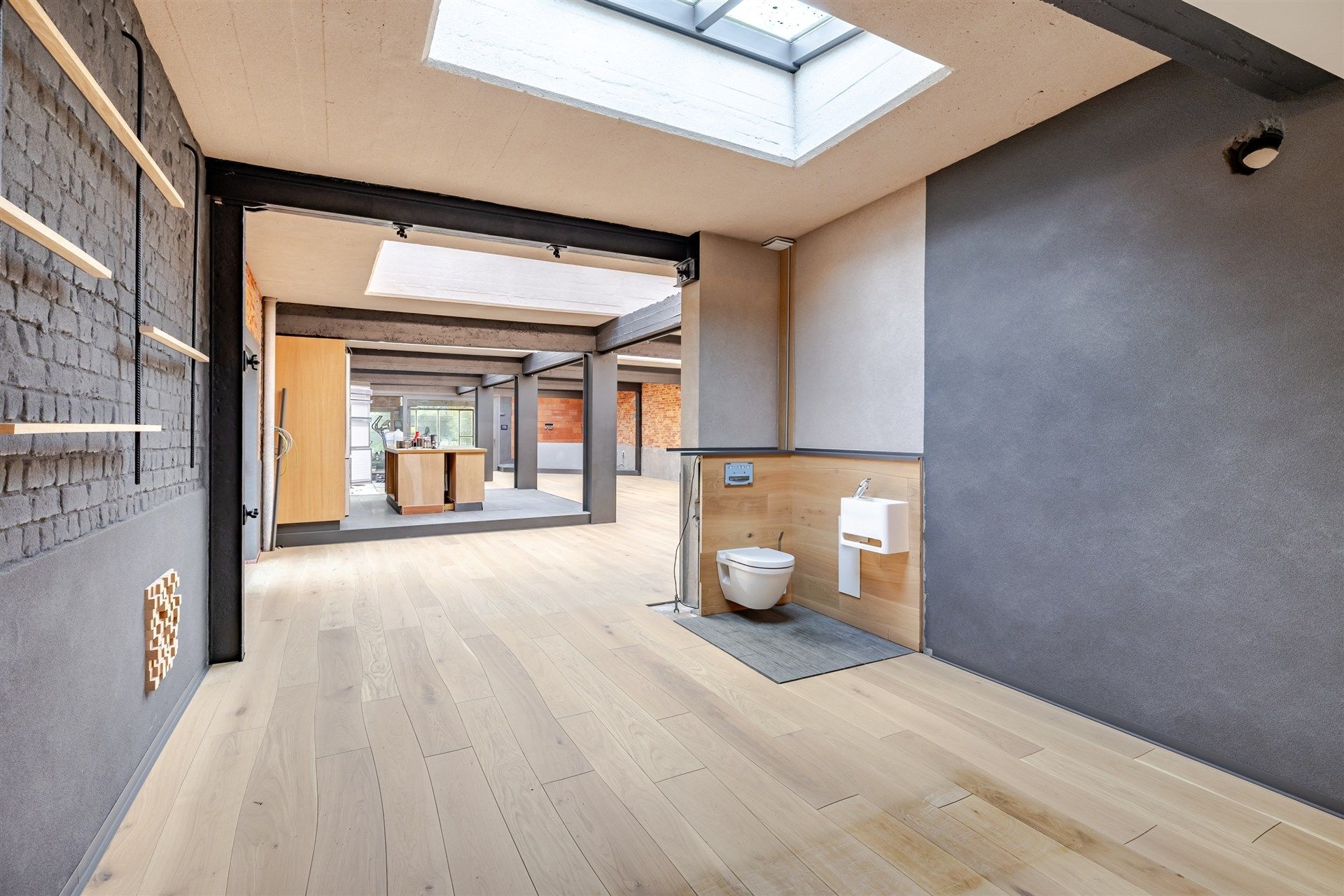 Unieke loft (290m²) met atelier, studio, tuin én magazijn (200m²) foto 8