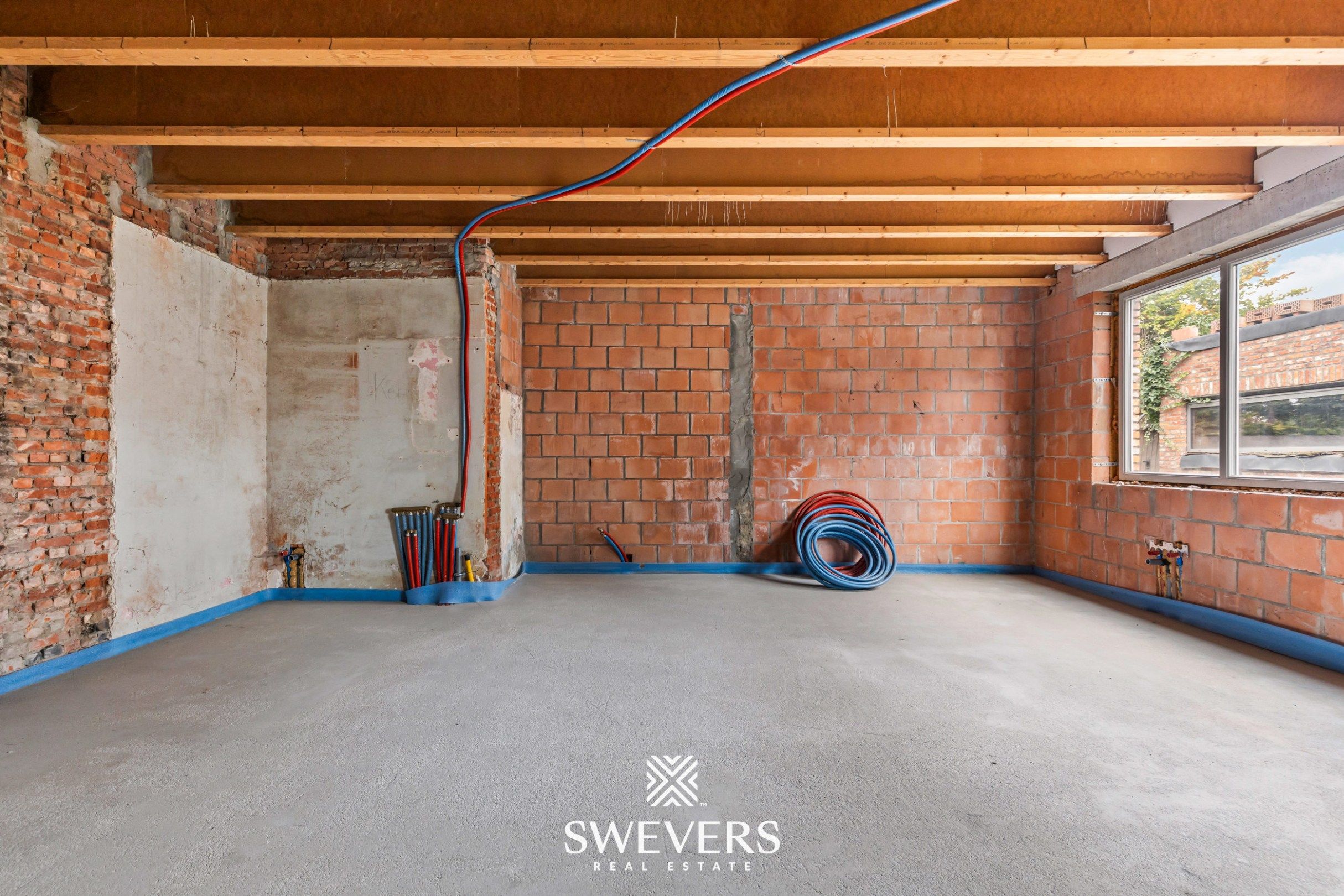 Unieke renovatiekans: karaktervol herenhuis te Zonhoven foto 13