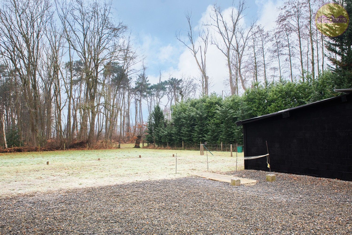 Charmante halfopen bebouwing op idyllische bosrijke locatie – uniek renovatieproject foto 5