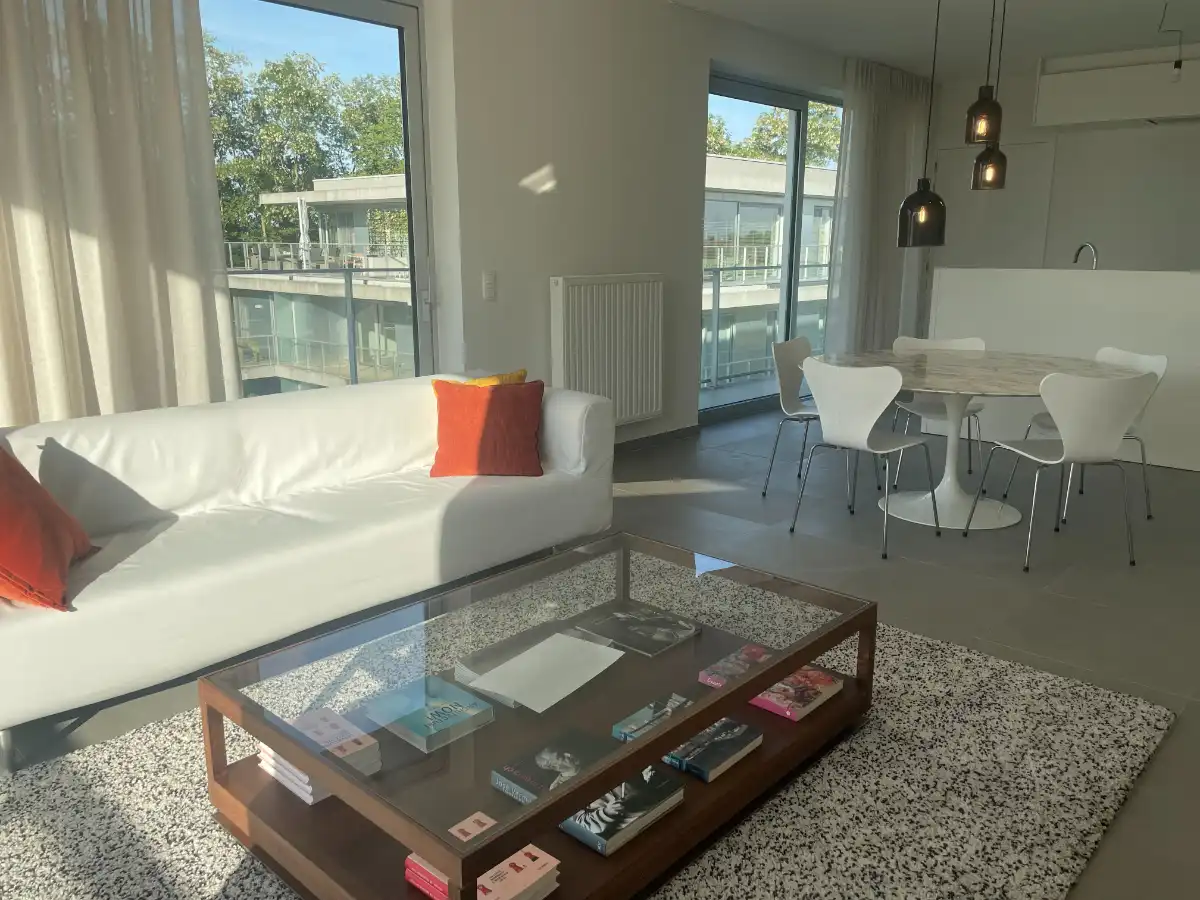 Nieuwbouw twee-slaapkamer appartement foto 47