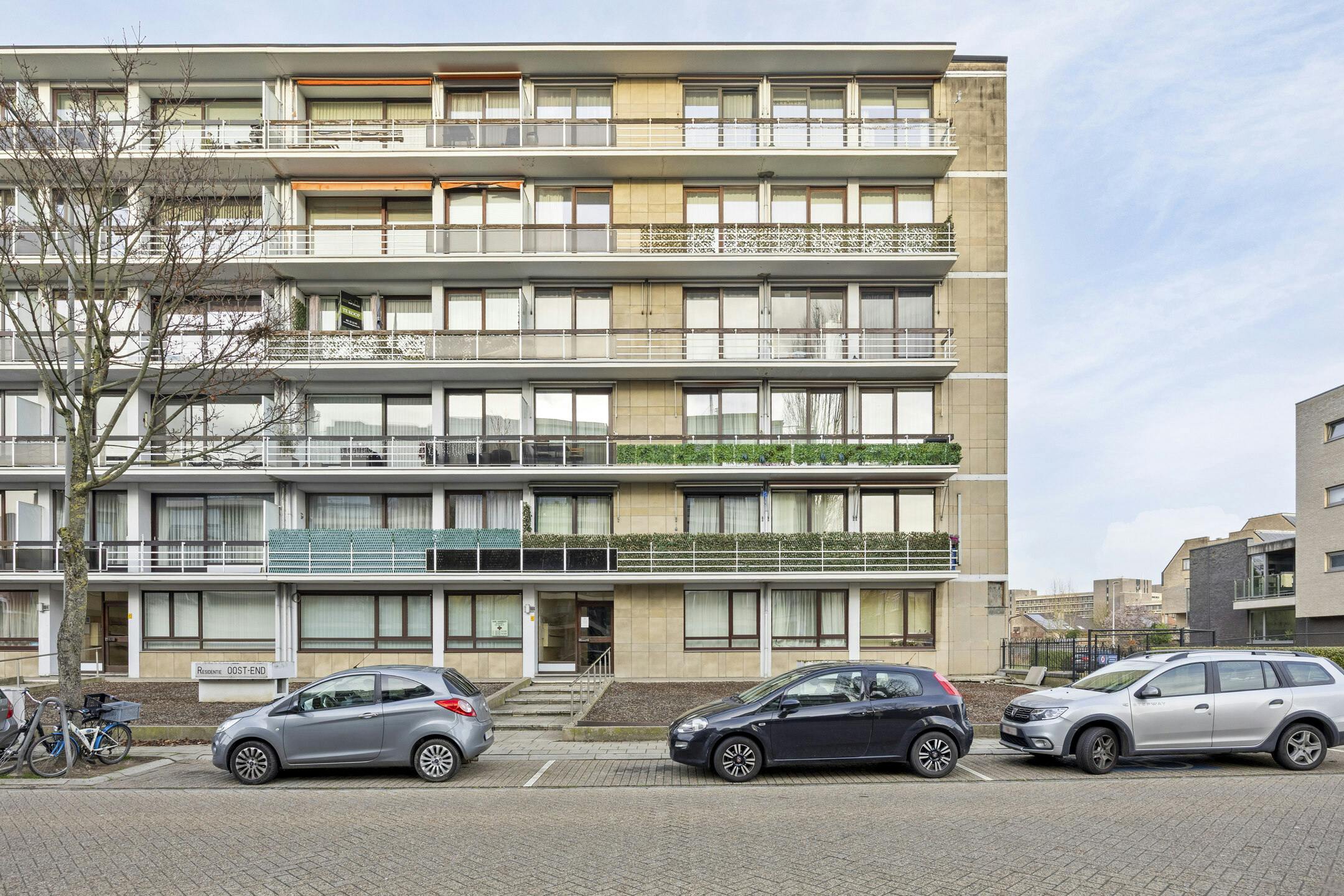 Lichtrijk hoekappartement met 2 slaapkamers foto {{pictureIndex}}