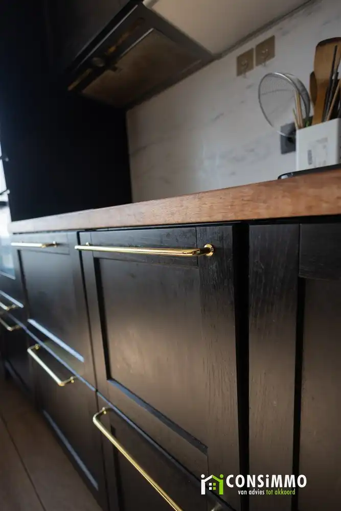 Ruim gerenoveerd appartement op de 19de verdieping met een adembenemend uitzicht over Genk foto 12