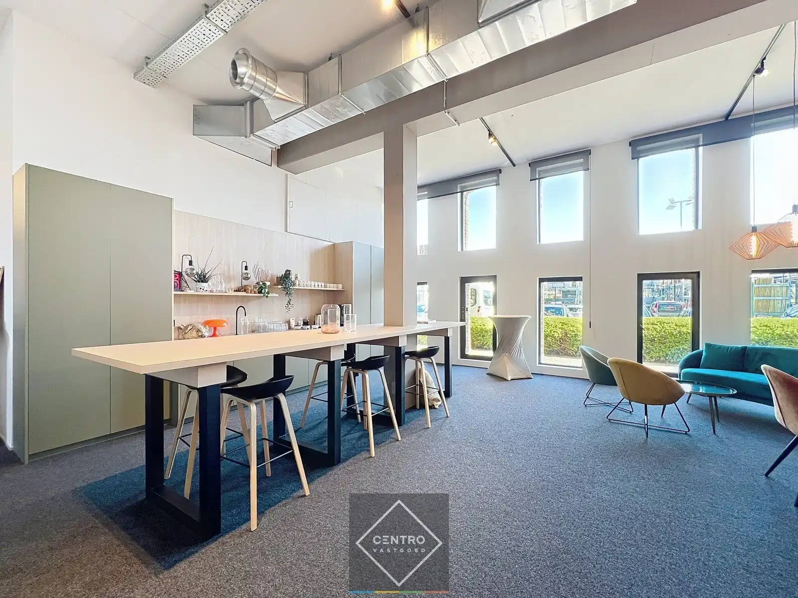 Instapklare, recent GERENOVEERDE, KANTOORRUIMTE op het gelijkvloers (725m²) in het handelscentrum "Pottelberg" te Kortrijk ! foto 20