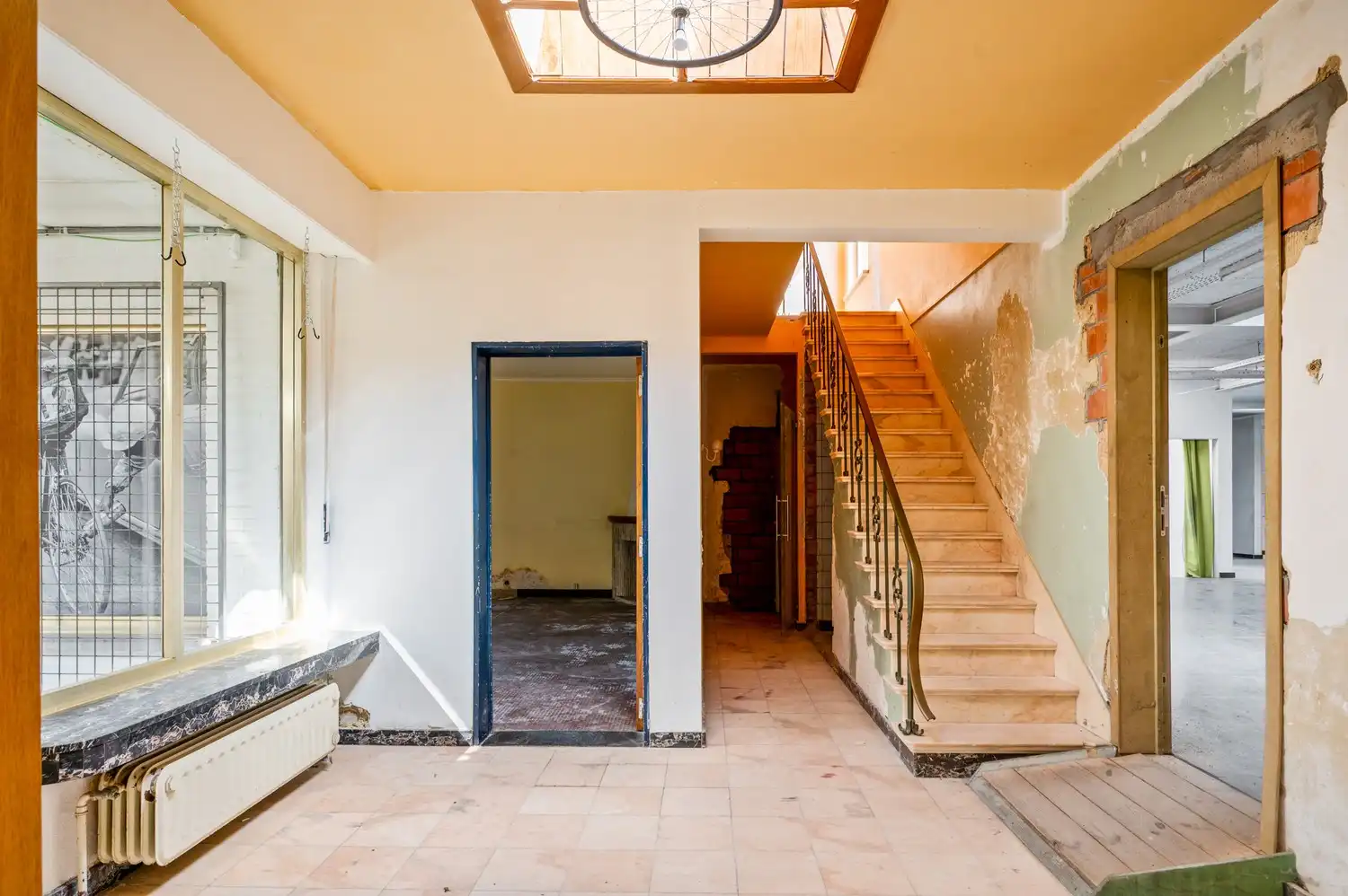 Ruim handelspand van 458 m² met woonst, garage en tuin te Duffel foto 14