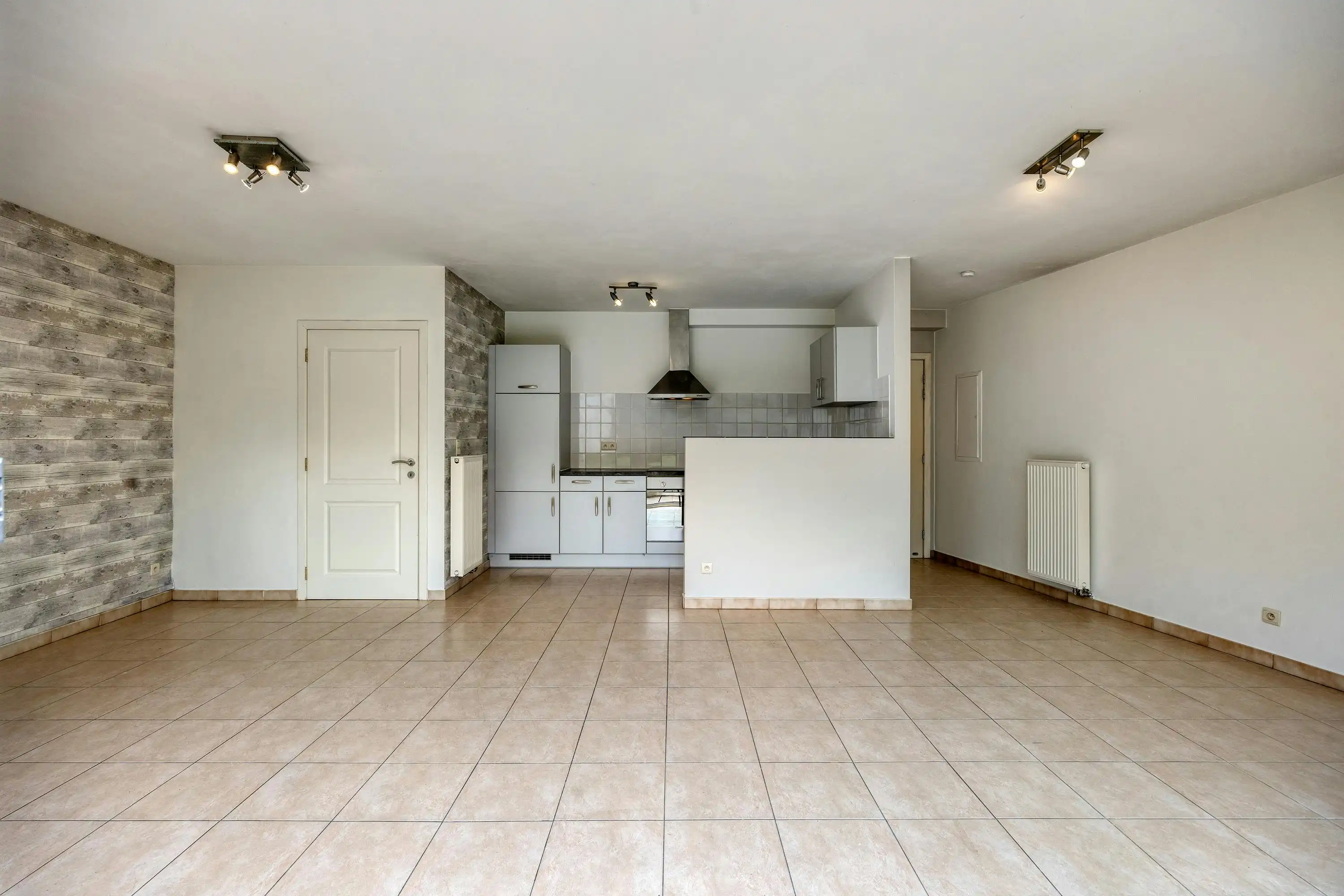 Ruim duplexappartement met garage op toplocatie in Strombeek-Bever foto 5