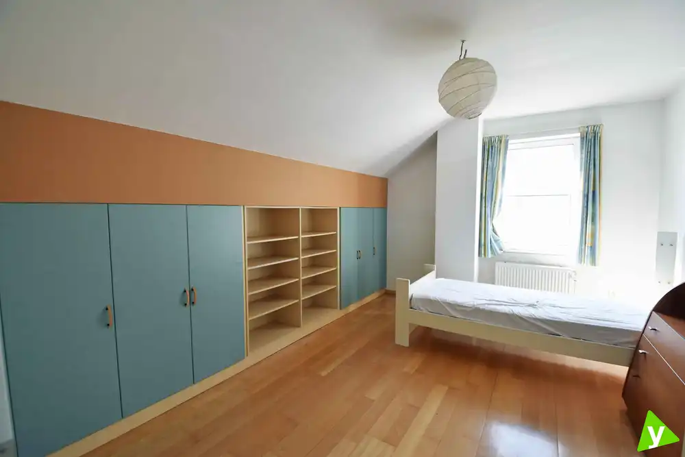 Ruime woning nabij het centrum van Waarschoot foto 16