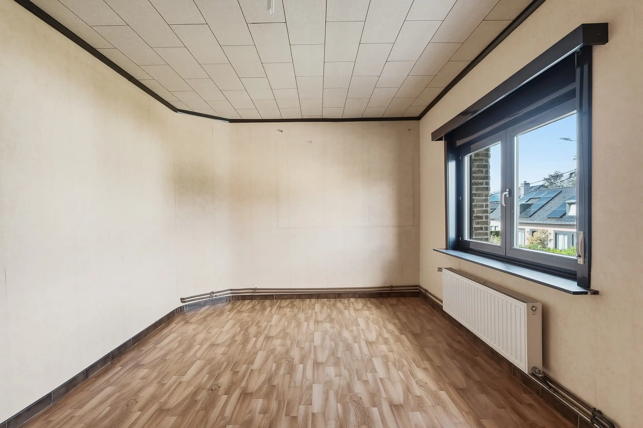 Te renoveren woning met tal van mogelijkheden foto 29