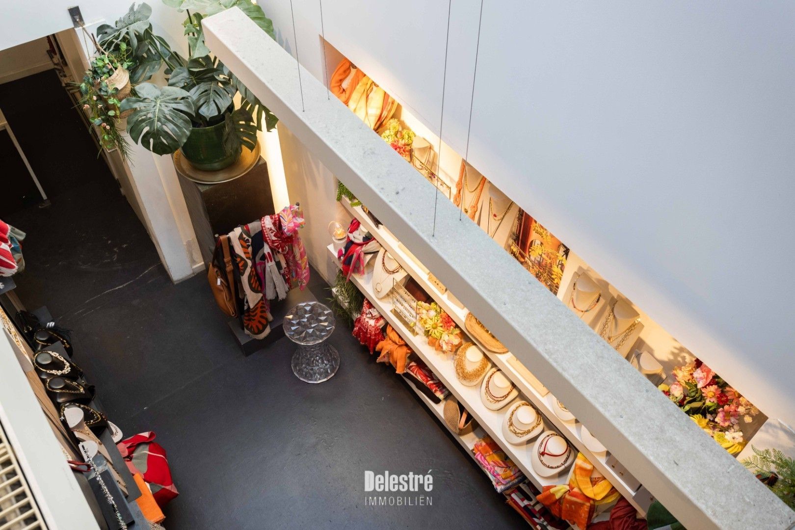 ENERGIEZUINIGE, LUXUEUS INGERICHTE HANDELSEIGENDOM MOLENSTRAAT foto 18