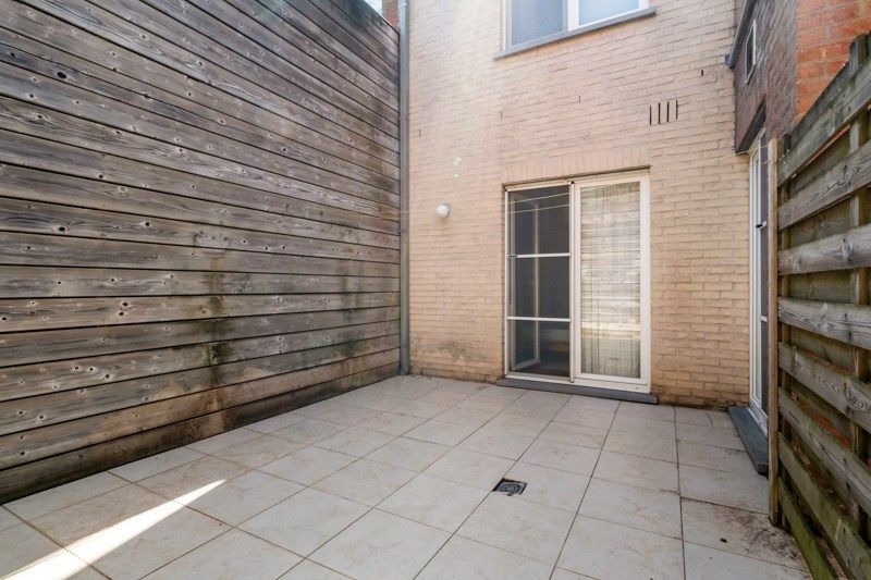 Gelijkvloers appartement met 2 slaapkamers, zonnig terras en een zeer ruime garage! foto 13