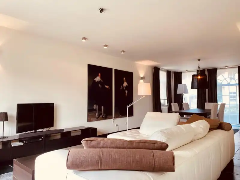 Prachtig afgewerkte 3 slpk-woning in een rustige woonwijk foto 7