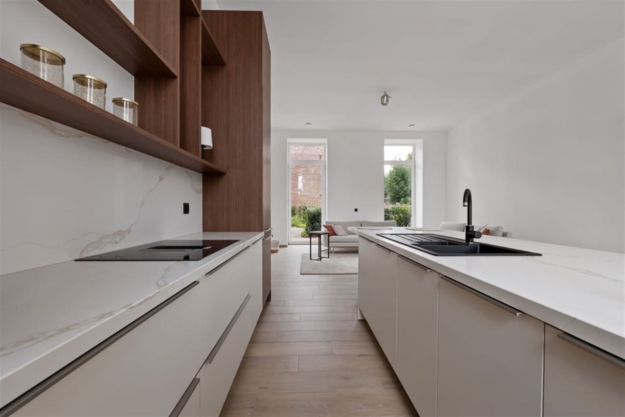 EXCLUSIEF WONEN IN EEN GERESTAUREERDE VIERKANTSHOEVE foto 17
