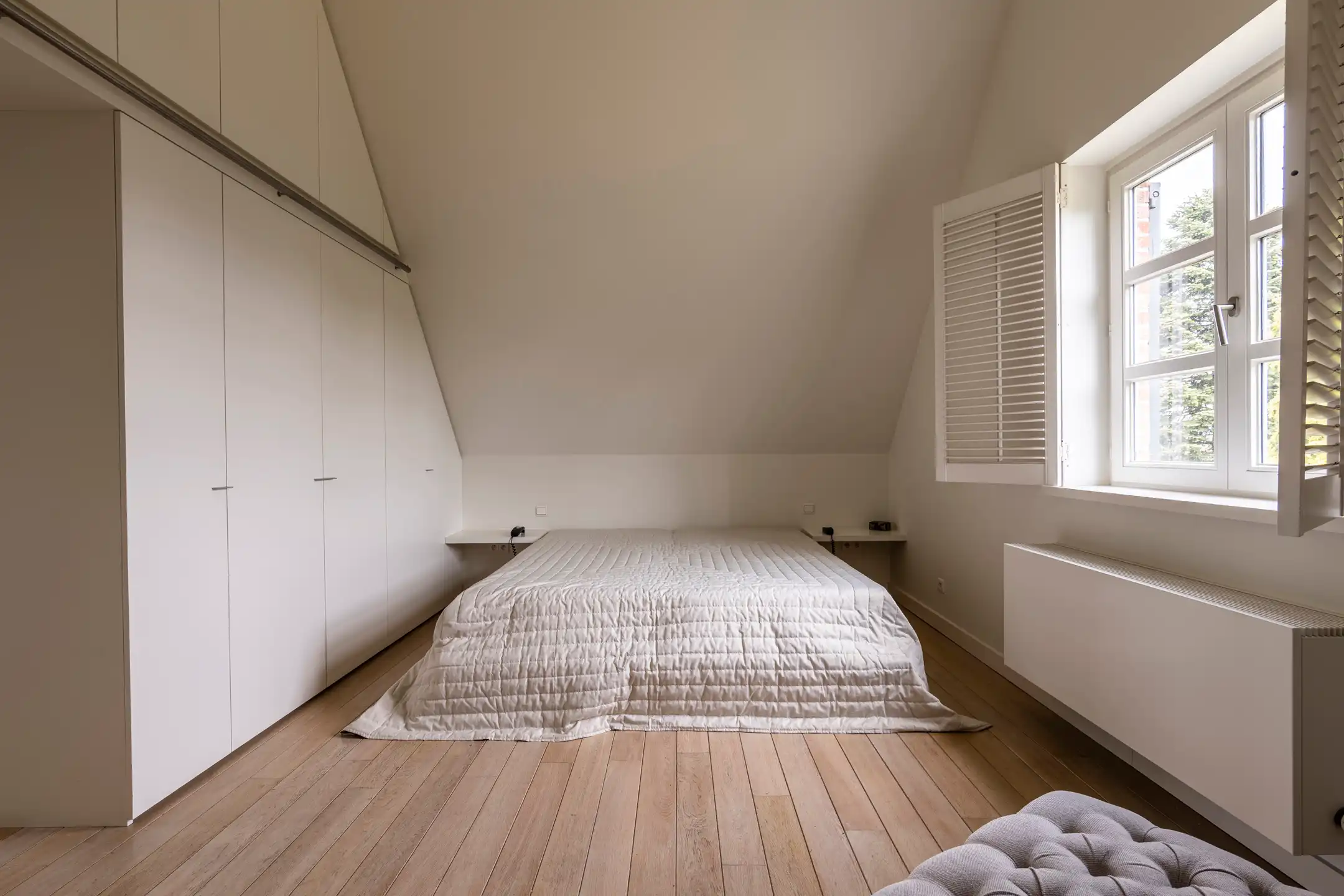 Rustig gelegen vrijstaande woning op 960 m² grond. foto 17