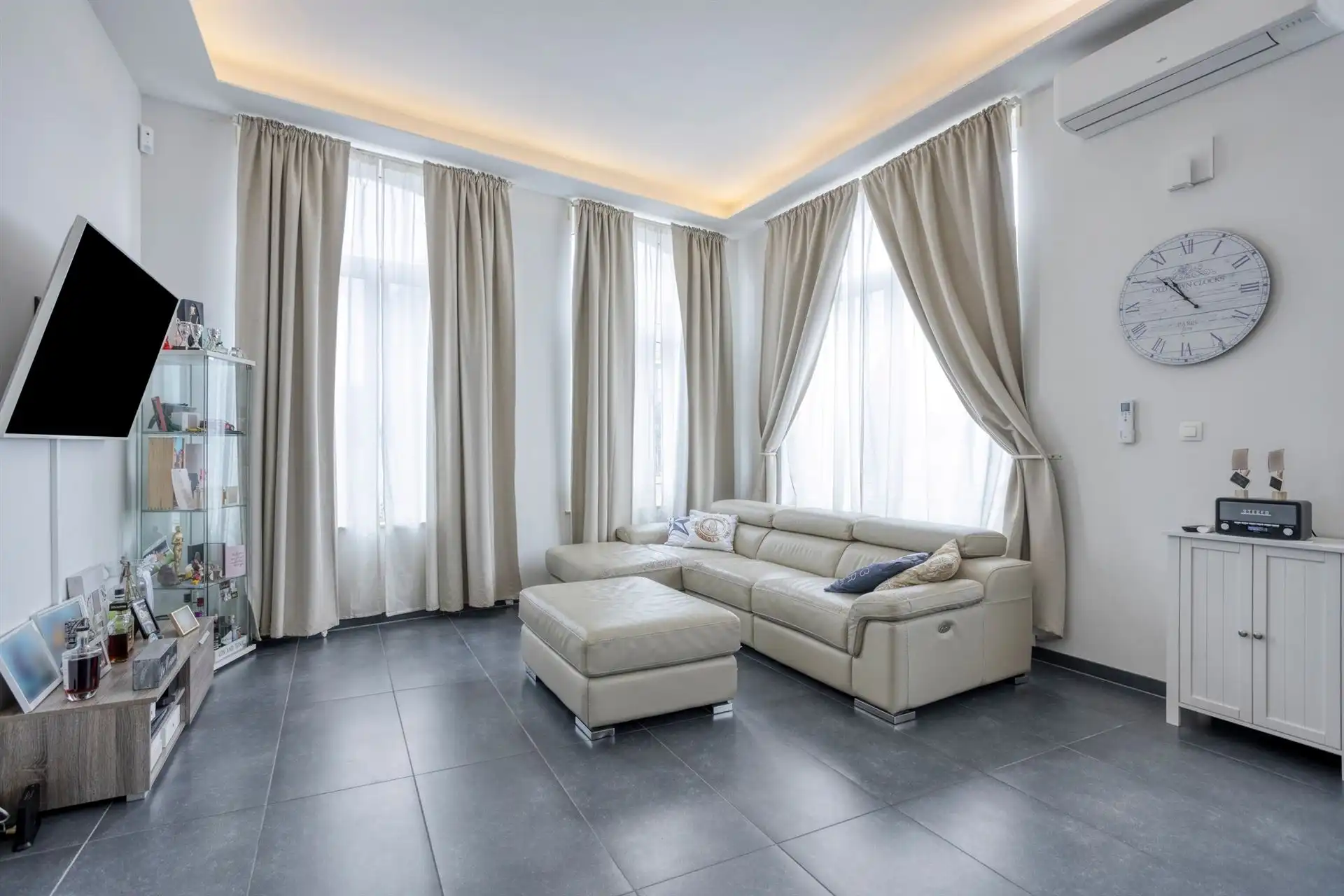 Volledig gerenoveerde en charmante stadswoning foto 7