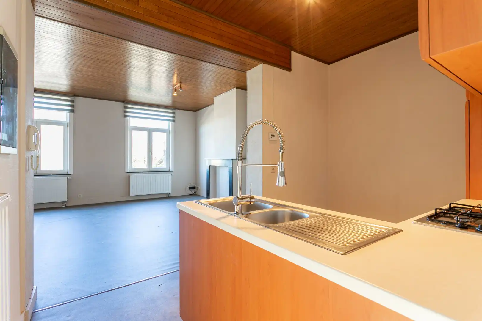 Opbrengsteigendom met 3 app (+-90m²) foto 6