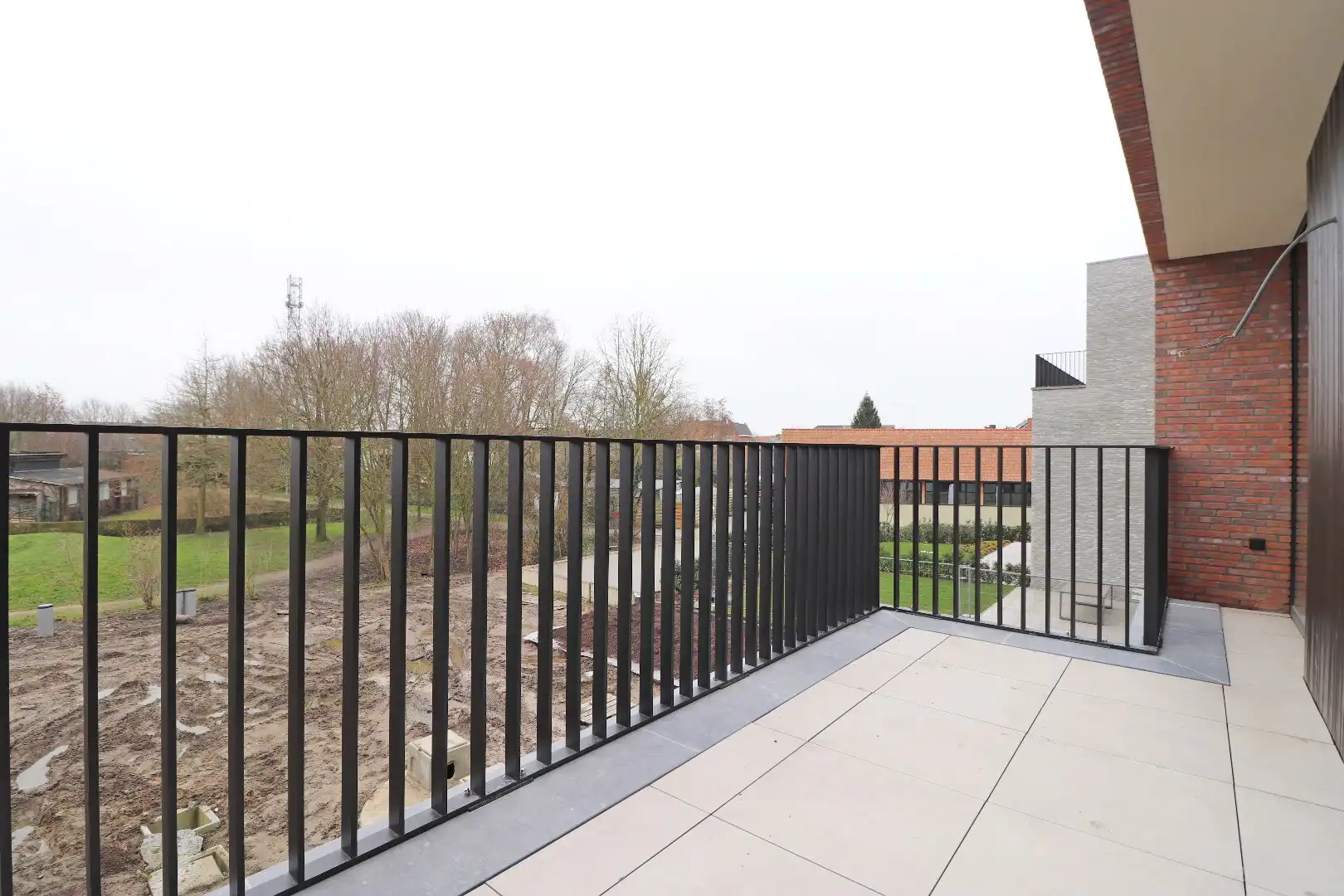 Nieuwbouwappartement met parkeerplaats foto 4