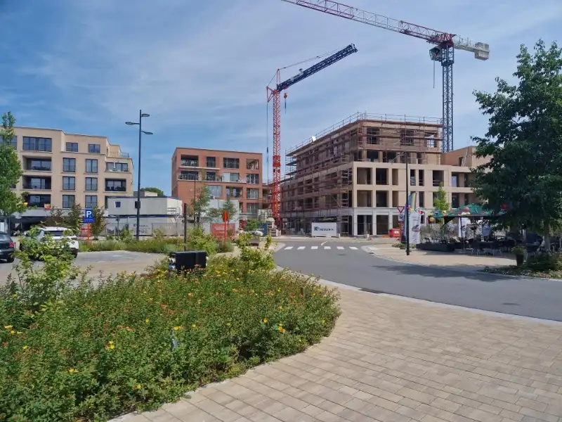 Casco en centraal gelegen nieuwbouw handelsgelijkvloers (160m²) met gezellig terras (130m²) op een TOPlocatie! foto 16