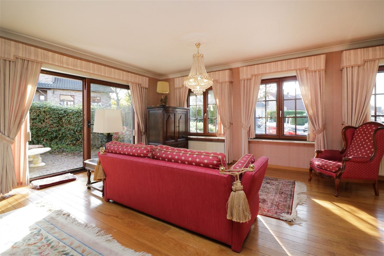 met prachtige tuin, nabij centrum foto 9