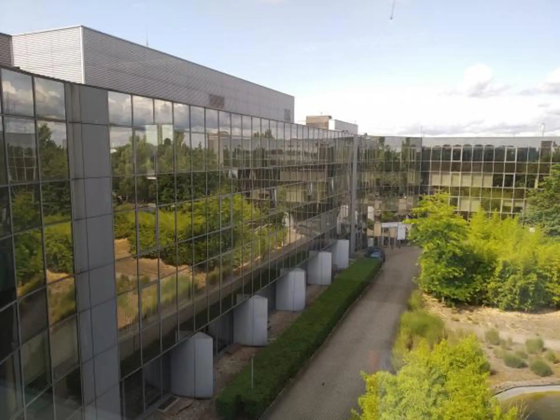 Moderne kantoorruimte in West Port Campus (475 m²) foto 2