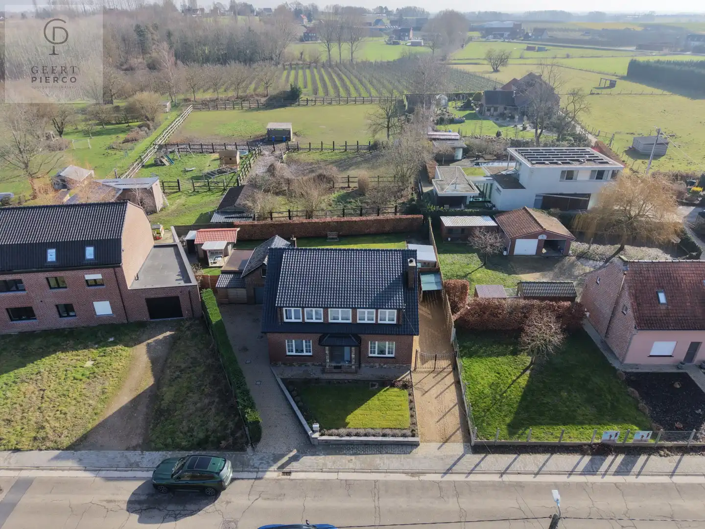 Knappe gerenoveerde gezinswoing foto 65