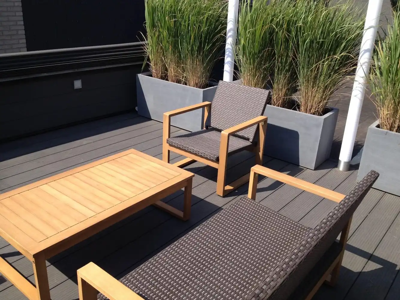Verrassend ruime en energiezuinige gerenoveerde woning met dakterras en open zicht foto 6