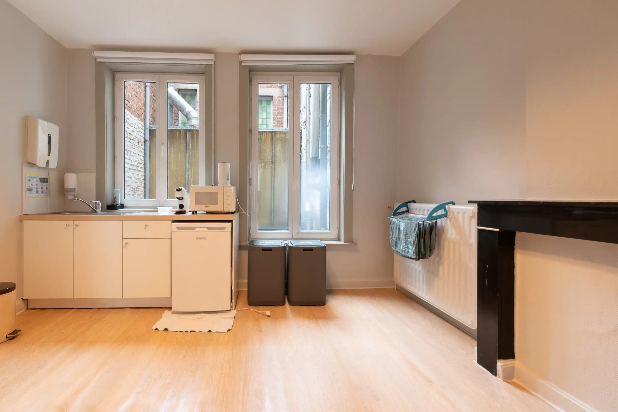 Iconisch handelspand op toplocatie foto 12