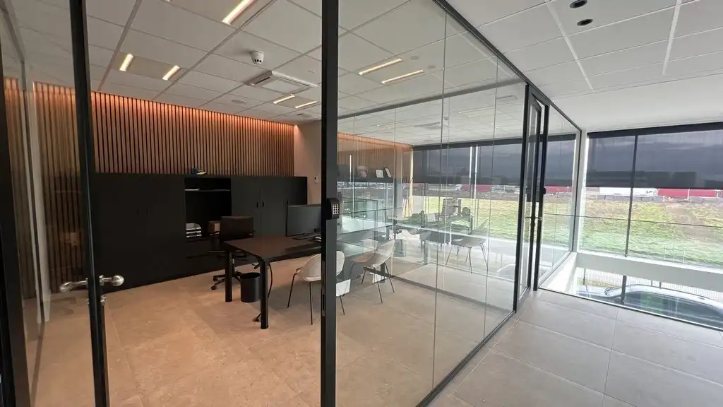 High-end bedrijfsgebouw te huur op bedrijventerrein E17/4 in Lokeren foto 7