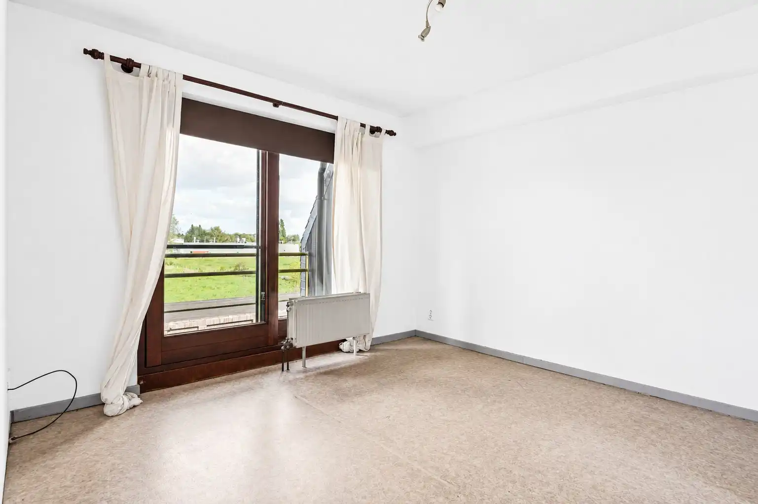 Ruim en lichtrijk appartement met 3 slaapkamers! foto 12